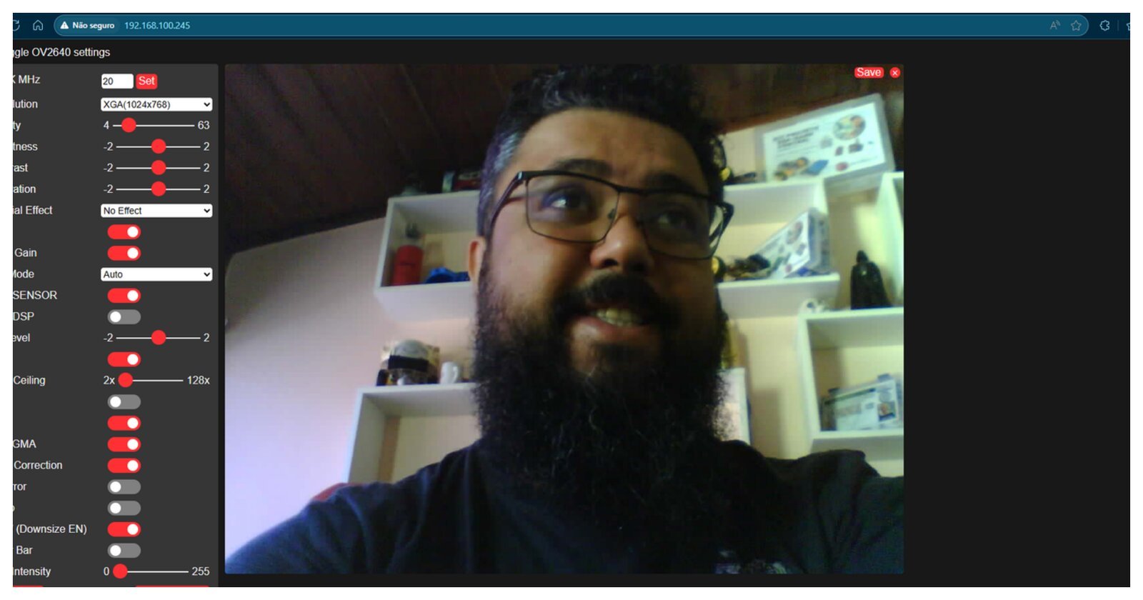 Transmissão ao vivo do ESP32-CAM acessada pelo navegador